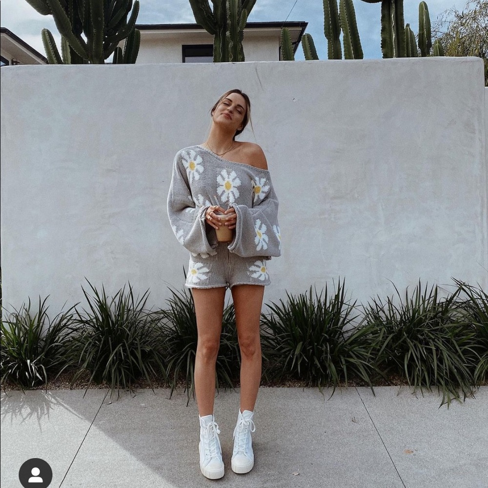 Floral knit set